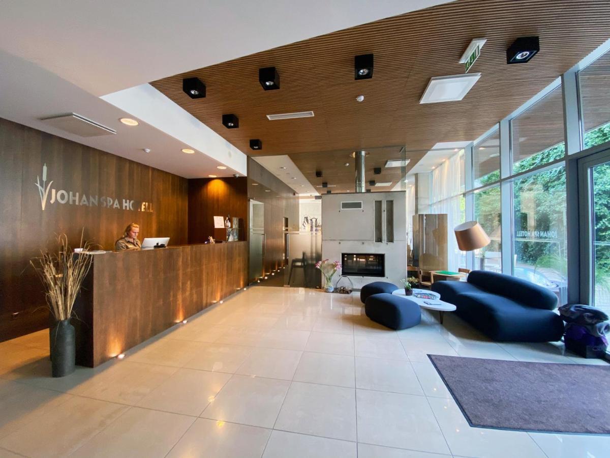 Johan Design & Spa Hotel Kuressaare Ngoại thất bức ảnh