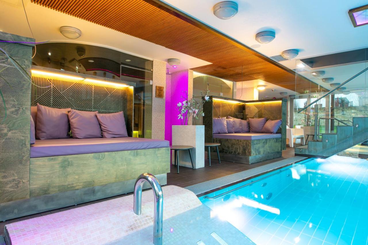 Johan Design & Spa Hotel Kuressaare Ngoại thất bức ảnh