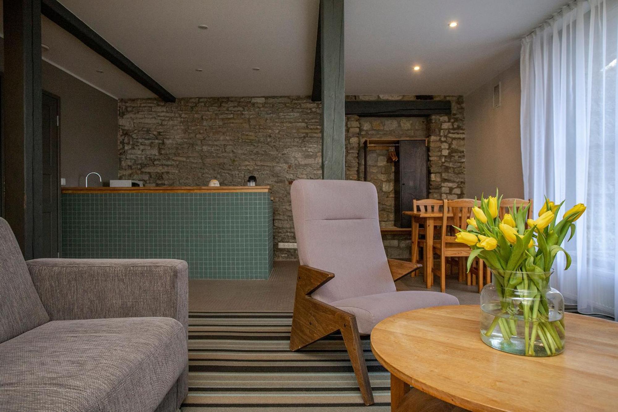 Johan Design & Spa Hotel Kuressaare Phòng bức ảnh