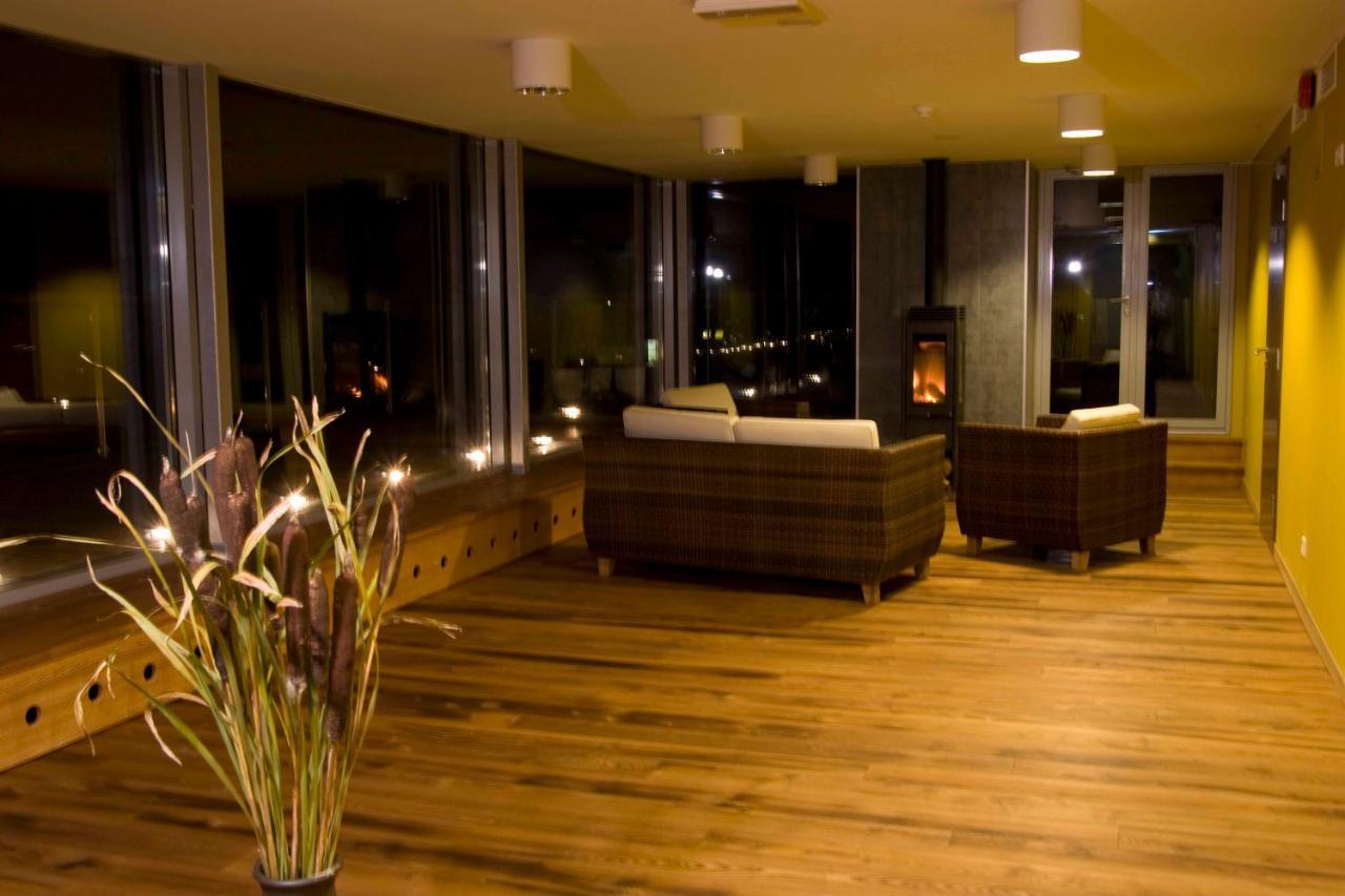 Johan Design & Spa Hotel Kuressaare Ngoại thất bức ảnh